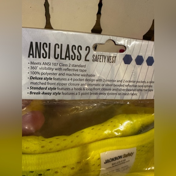 New Jackson Safety ANSI Class 2 DELUXE Yellow Mesh Reflective Safety Vest XL-2X - Picture 5 of 8